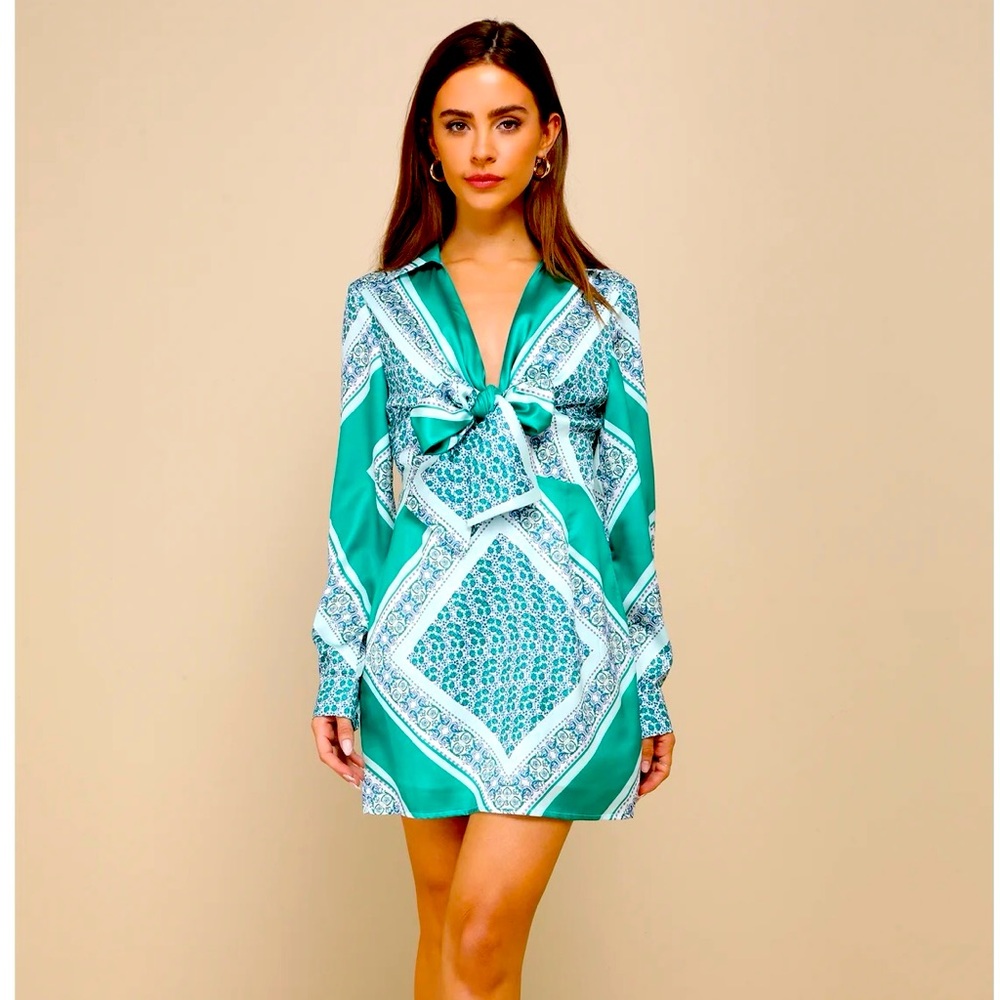 Tie front mini dress (NWT)